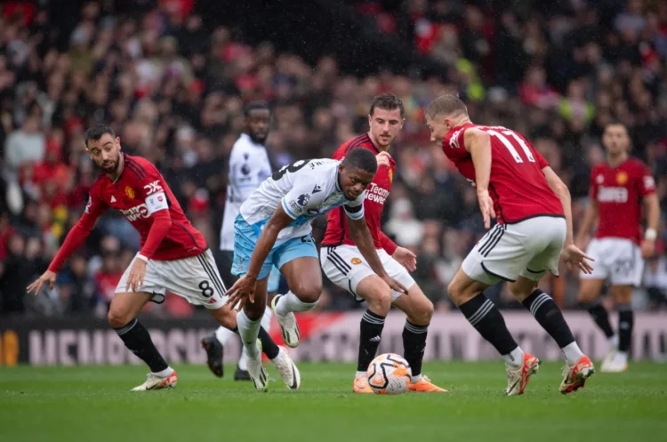 بث مباشر مباراة مانشستر يونايتد وكريستال بالاس اليوم في الدوري الإنجليزي