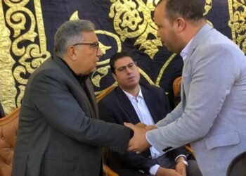 محافظ الدقهلية يقدم واجب العزاء لأسر ضحايا حريق سوق الخواجات بالمنصورة