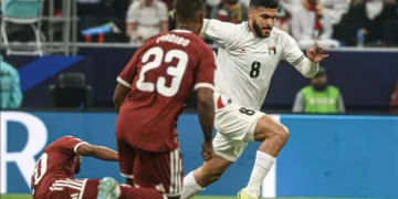 فلسطين تنتزع فوزًا تاريخيًا من قطر في كأس العرب 2025.. كيف خطف الفدائي النقاط الثلاث في الثانية الأخيرة؟