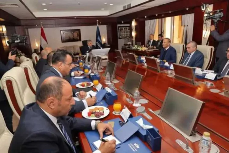 قناة السويس تقترب من التعافي الكامل مؤشرات نمو في الملاحة وخطوط عالمية تدرس العودة بعد استقرار البحر الأحمر