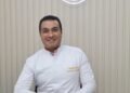 دكتور محمد محسن محمد… الرائد في زراعة وتجميل الأسنان بمدينة نصر