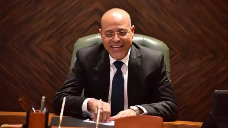 وزارة العمل تحرر 454 محضرًا لمخالفات الأجور وعقود العمل خلال حملات تفتيش مكثفة بالمحافظات