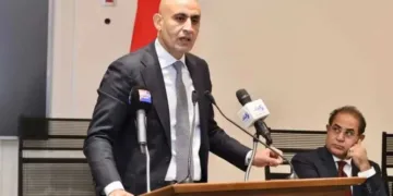 تشريعات مرتقبة لحماية الأطفال من محتوى التواصل الضار ومنصة تعليمية وباقة إنترنت مخصصة للطلاب