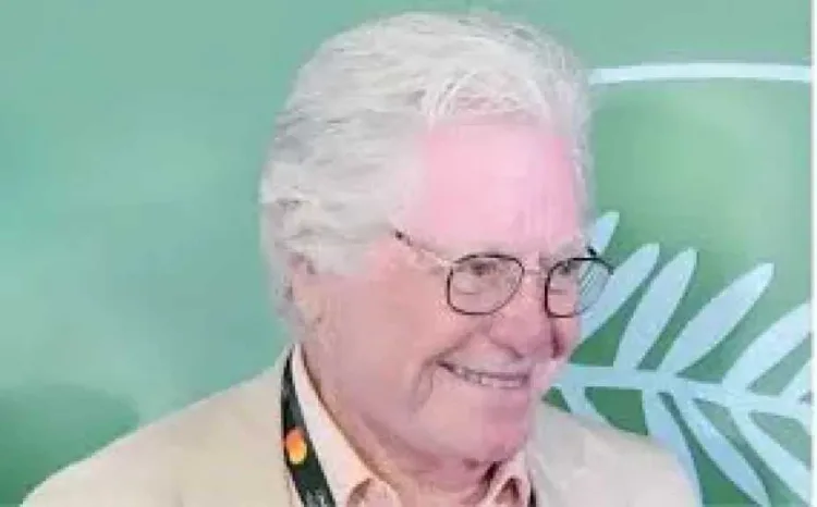 حسين فهمي يصدر بيانًا توضيحيًا حول تصريحاته عن السعفة الذهبية والمهرجانات