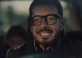 أحمد زاهر ضيف أسامة كمال بعد نجاح مسلسل ”لعبة وقلبت بجد”