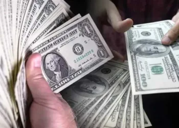 الدولار اليوم في مصر: استقرار نسبي وسجل 46.96 جنيه للشراء بالبنك الأهلي