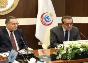 الحكومة تبحث إدراج المستشفيات الجامعية ضمن منظومة التأمين الصحي الشامل لتعزيز جودة الخدمات الطبية