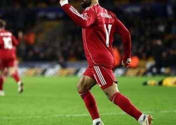 محمد صلاح يقود تشكيل ليفربول أمام جالاتا سراي في دوري أبطال أوروبا