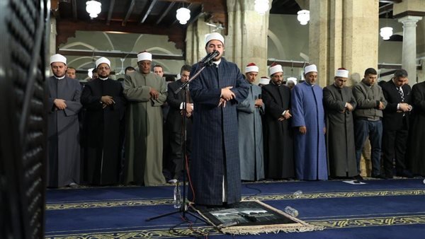 الجامع الأزهر يتألق في الليلة التاسعة عشرة من رمضان.. حضور كثيف وتلاوات بالقراءات المتواترة