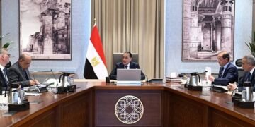 رئيس الوزراء يتابع إجراءات ترشيد استهلاك المواد البترولية والكهرباء