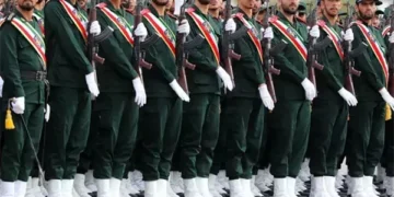 الحرس الثوري يطلق الموجة 62 مستهدفة قلب المدن الإسرائيلية الكبرى