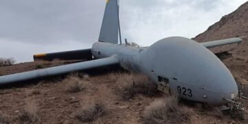 تحطم طائرة تزويد بالوقود أمريكية في أجواء العراق.. فصائل مسلحة تعلن مسؤوليتها عن إسقاطها