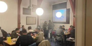 عناصر من تنظيم الاخوان تشارك في إفطار بهولندا لتعزيز تواجدها بالخارج