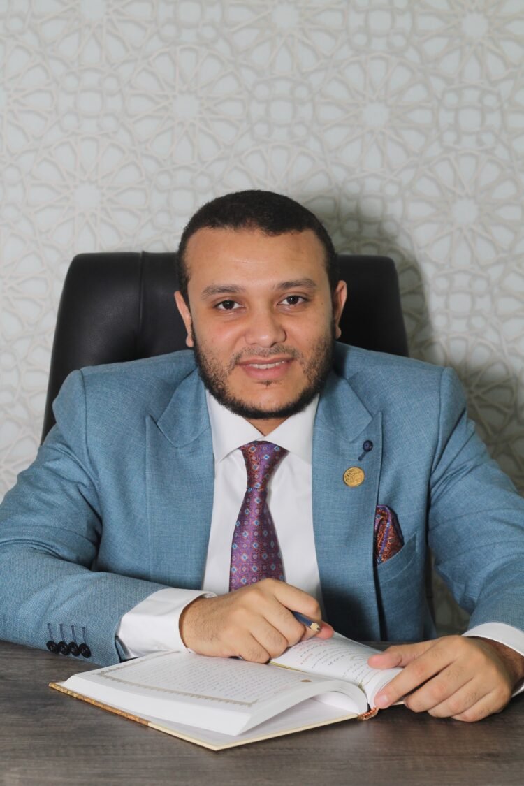 صناعة “المعلم القدوة”.. كيف أحدث حسن أبو شادي ثورة في إعداد معلمي القرآن ببرنامج “تحفة الأجاويد”؟