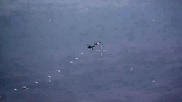 هجوم بطائرة “آرش 2” يشعل التوتر.. وإيران تعلن استهداف مطار بن غوريون