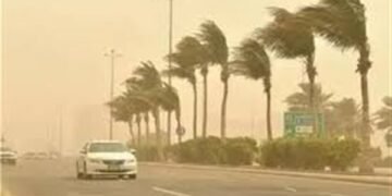 الأرصاد تحذر من رياح مثيرة للأتربة وتدهور الرؤية وأمطار متوقعة اليوم