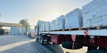 مصر تكثف جهودها الإنسانية لدعم قطاع غزة واستقبال المصابين