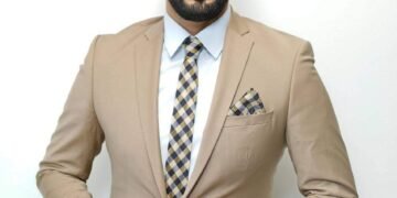 الفنان العراقي ستيوارت من أصول آشورية