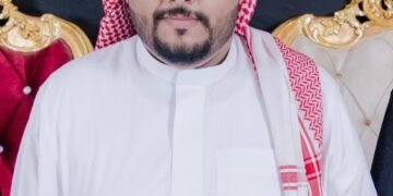 وائل القوزي.. رحلة إبداعية تجمع بين التصميم الاحترافي والتصوير وصناعة العدسات الرقمية